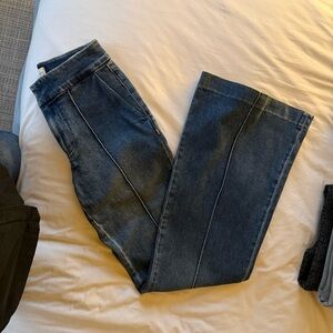 Alice + Olivia Dark Blue Straight Leg Jeans